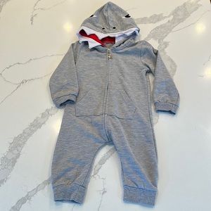 Shark Halloween costume! Size 2T. In perfect condition. One piece zip up.